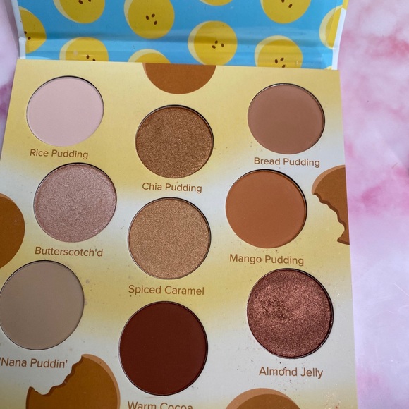 Makeup bundle - Picture 2 of 5